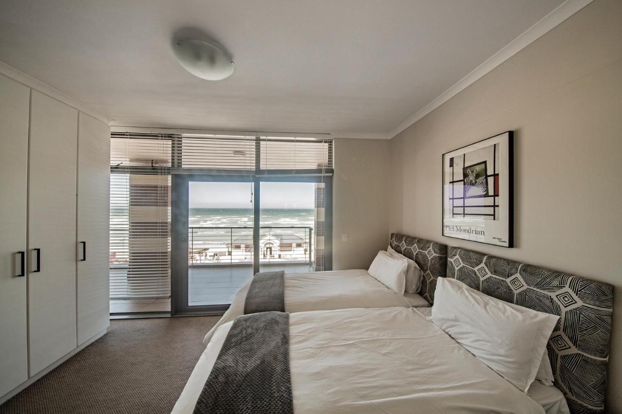 Surferscorner Self Catering Apartments Muizenberg Exterior foto