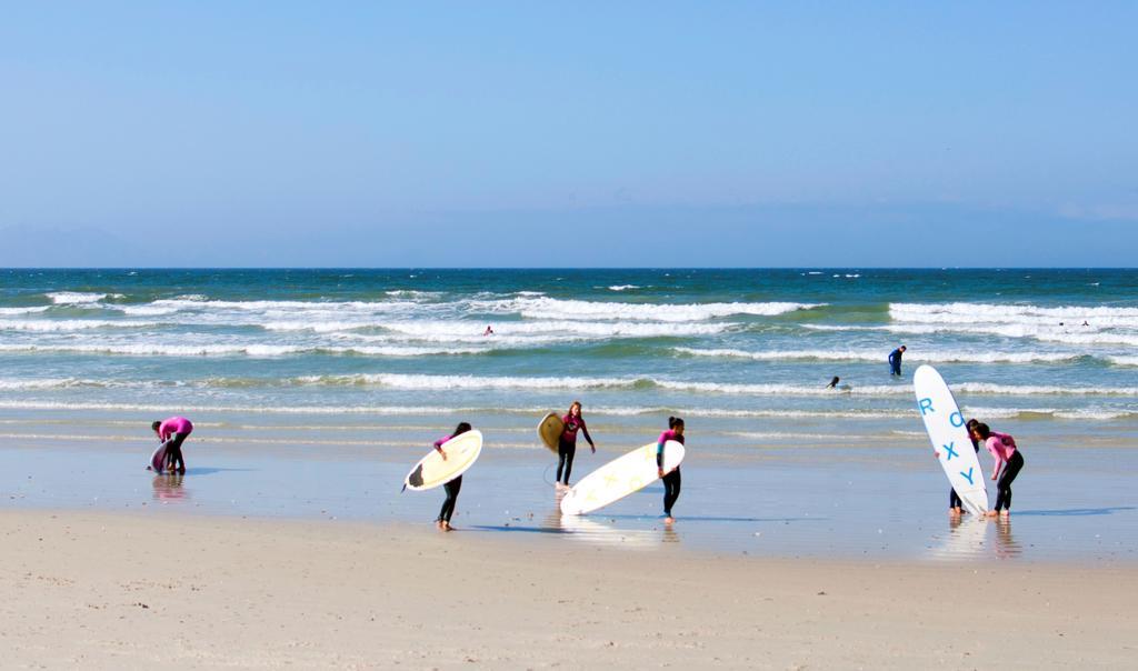 Surferscorner Self Catering Apartments Muizenberg Exterior foto