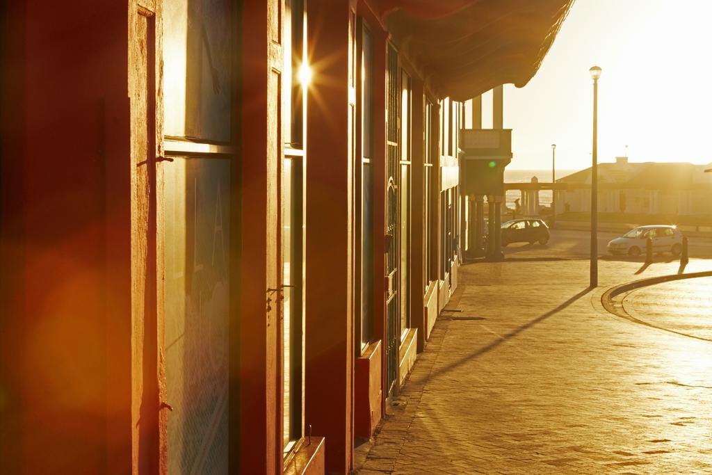 Surferscorner Self Catering Apartments Muizenberg Exterior foto