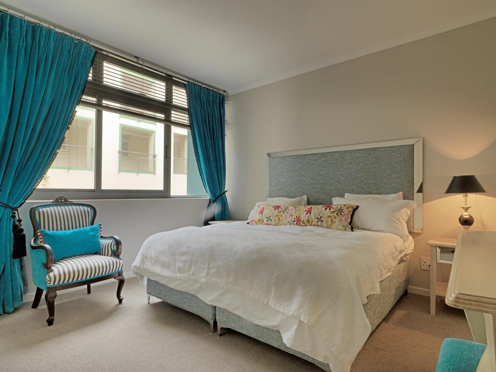 Surferscorner Self Catering Apartments Muizenberg Exterior foto