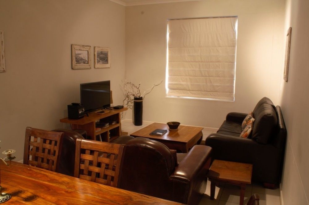 Surferscorner Self Catering Apartments Muizenberg Exterior foto